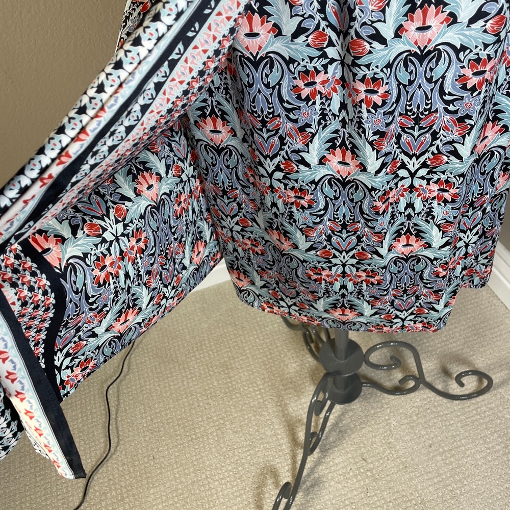 LOFT Floral Faux Wrap Skirt Blue, Pink, Mint Green Patterned, Size Small - Picture 4 of 6